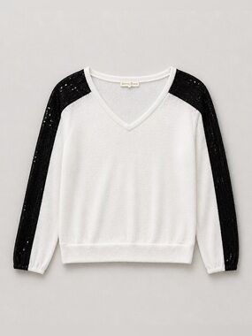 Lace-Trim V-Neck Sweater in White and Black Sequin